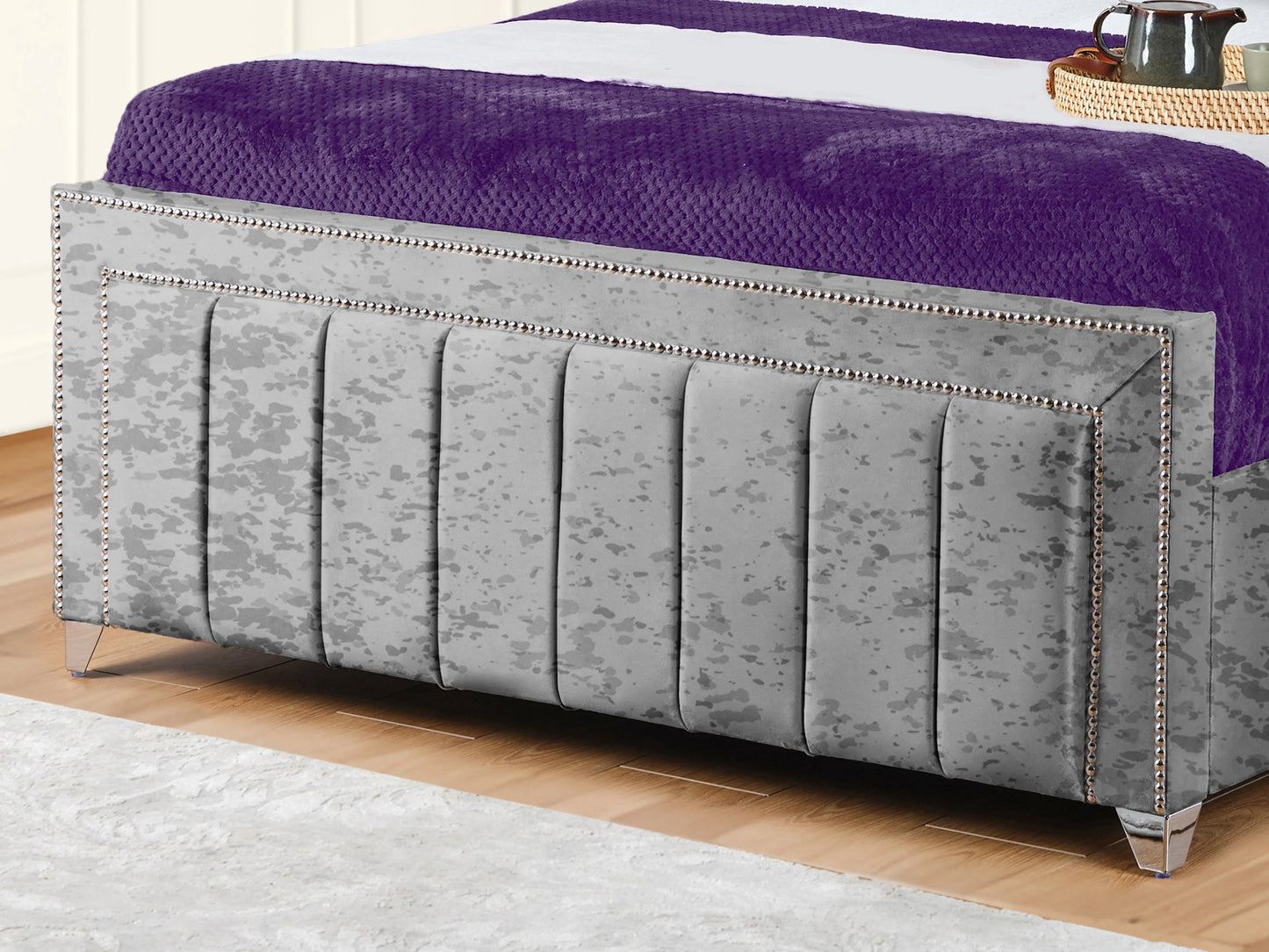 Serena Upholstered bed