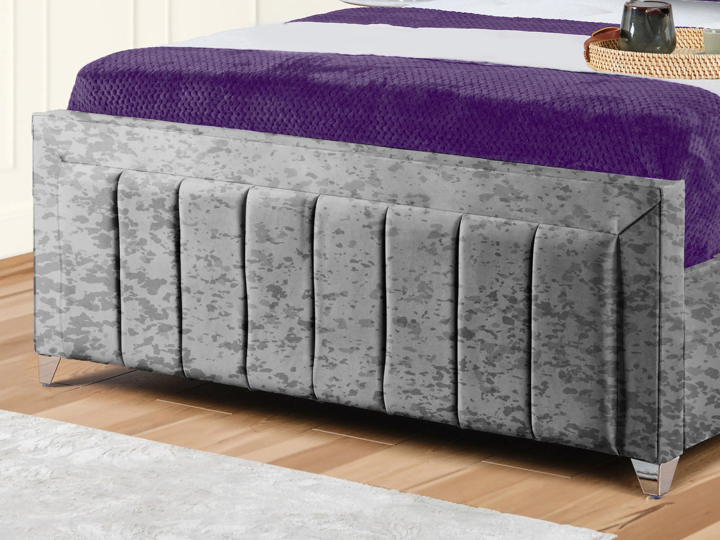 Sierra upholstered Bed