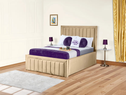 Grand panel Upholstered bed