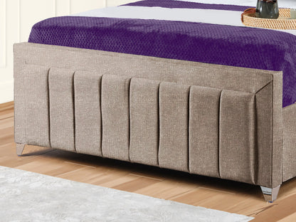 Sierra upholstered Bed