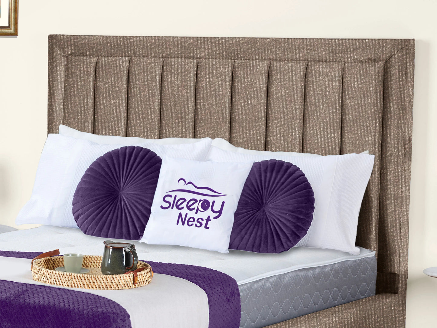 Grand panel Upholstered bed