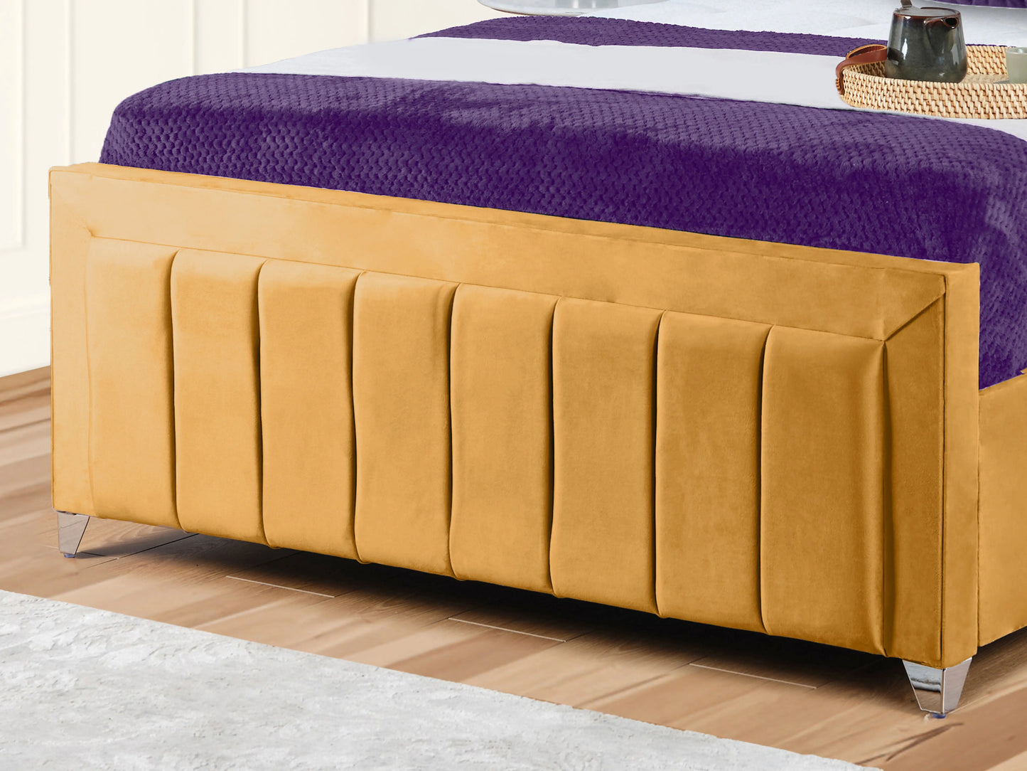Sierra upholstered Bed