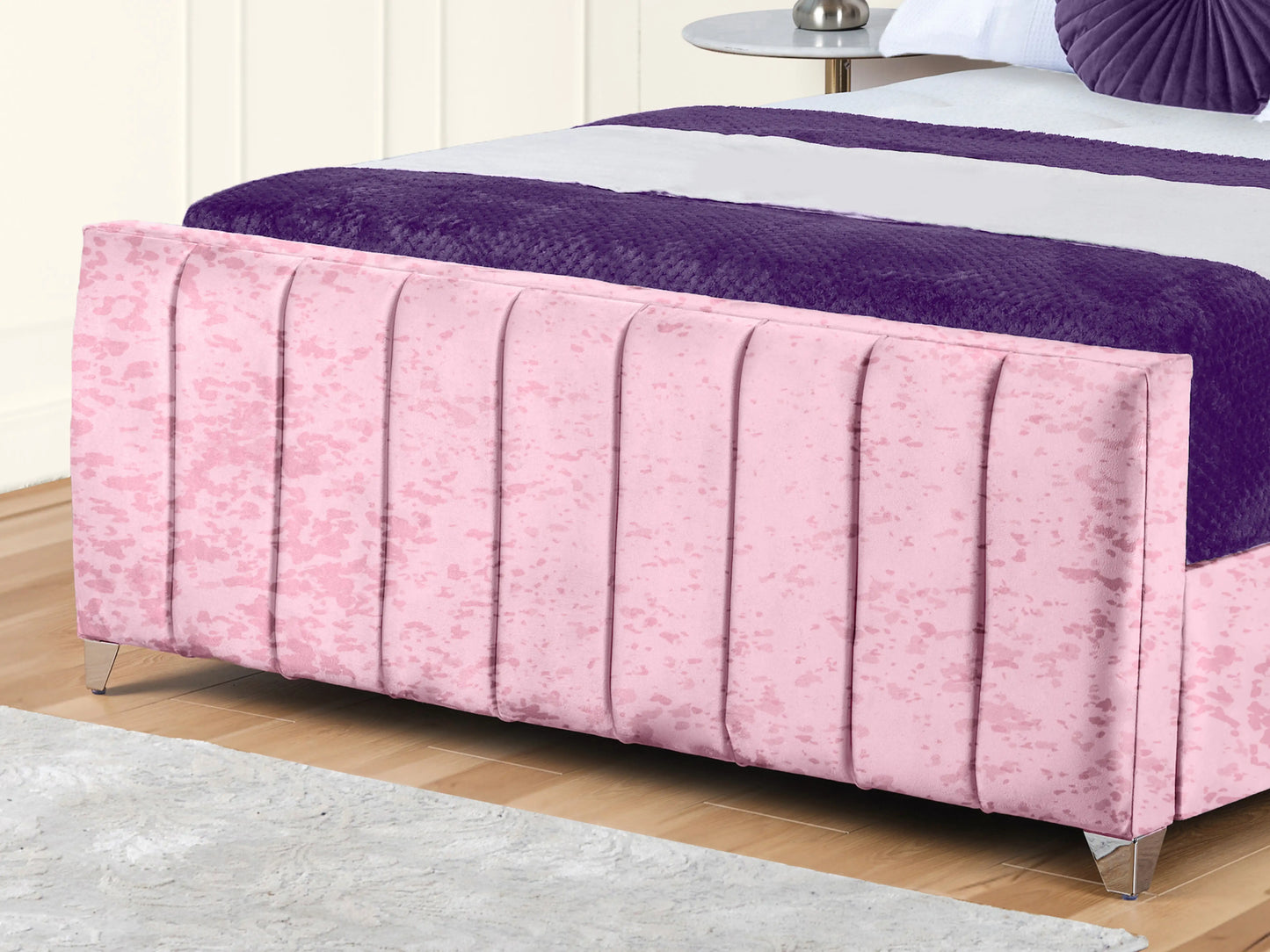 Lisburn Upholstered bed