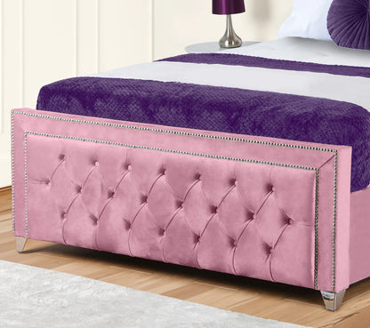 Hamilton Upholstered Bed