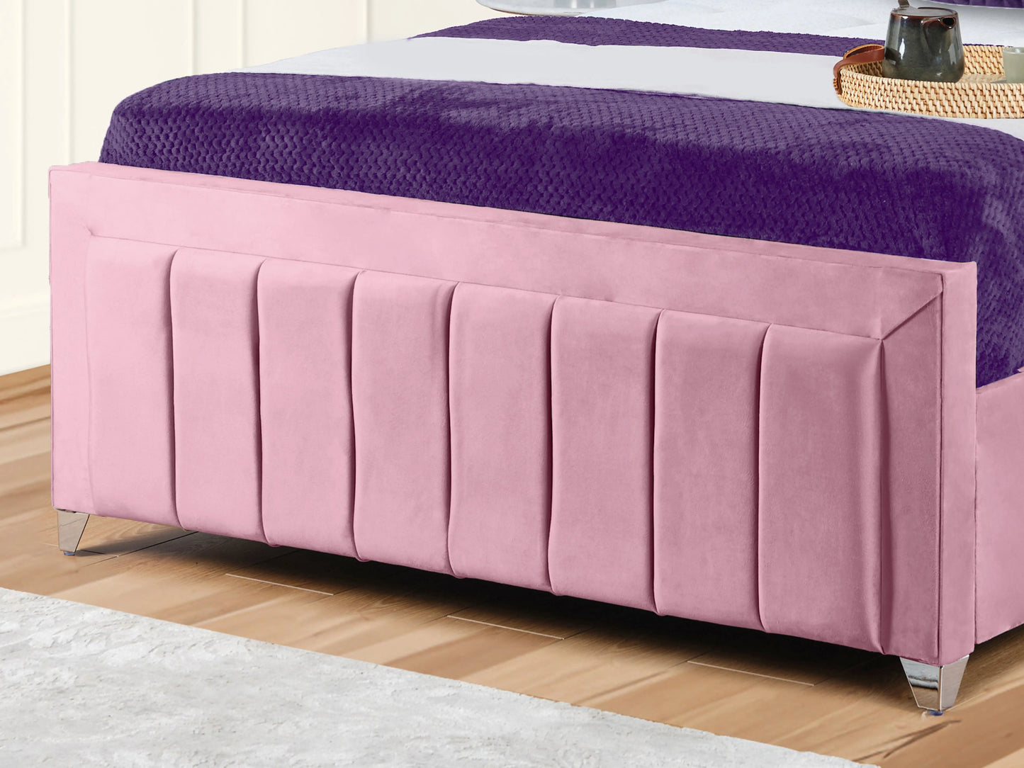 Sierra upholstered Bed