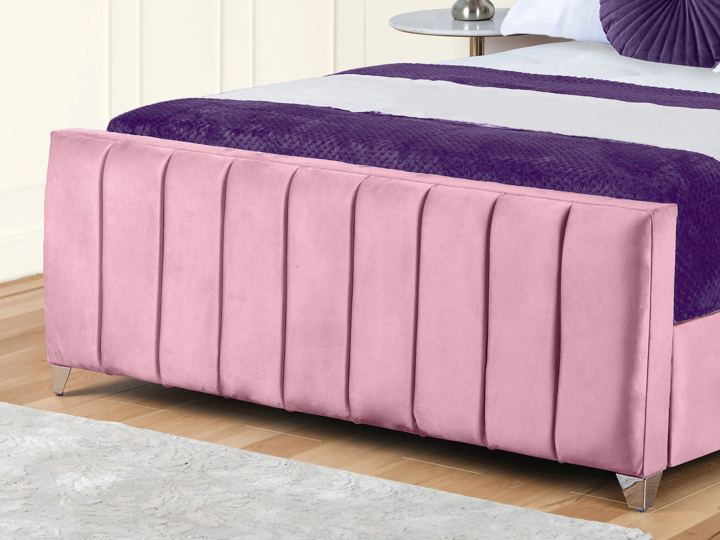 Lisburn Upholstered bed