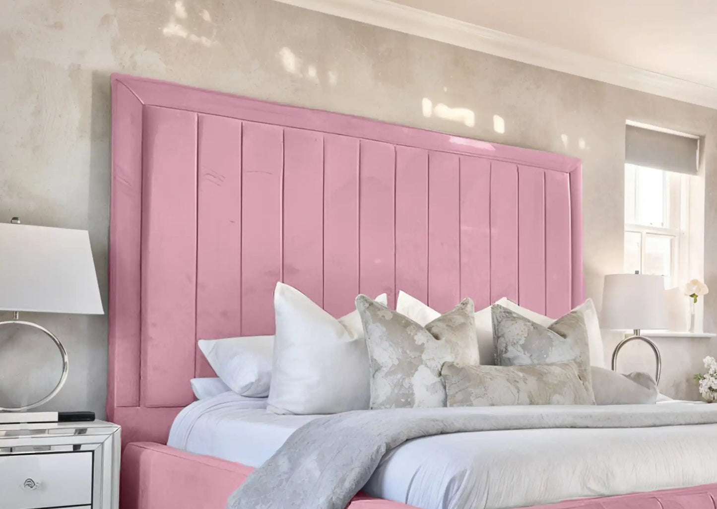 Geneva lined Upholstered Bed