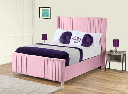 Elise lined winged Upholstered Bed