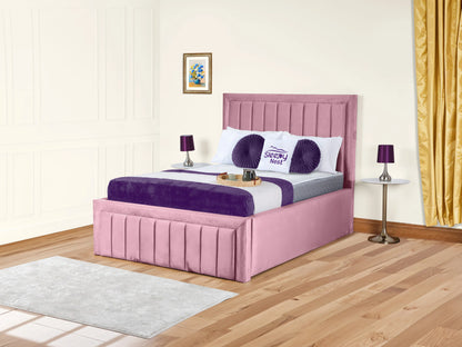 Grand panel Upholstered bed