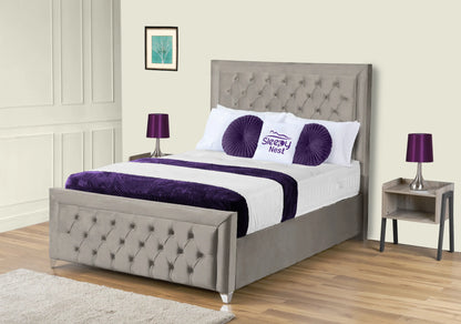 Hilton Upholstered Bed