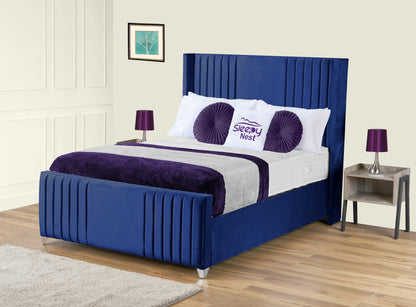 Elise lined winged Upholstered Bed