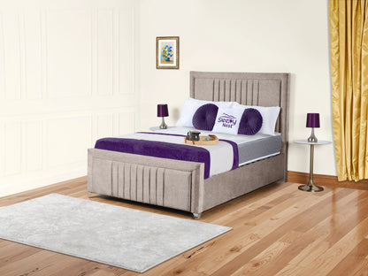 Cannas upholstered bed