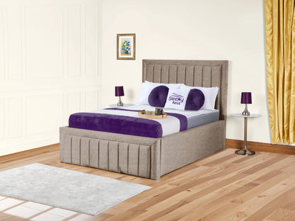 Grand panel Upholstered bed
