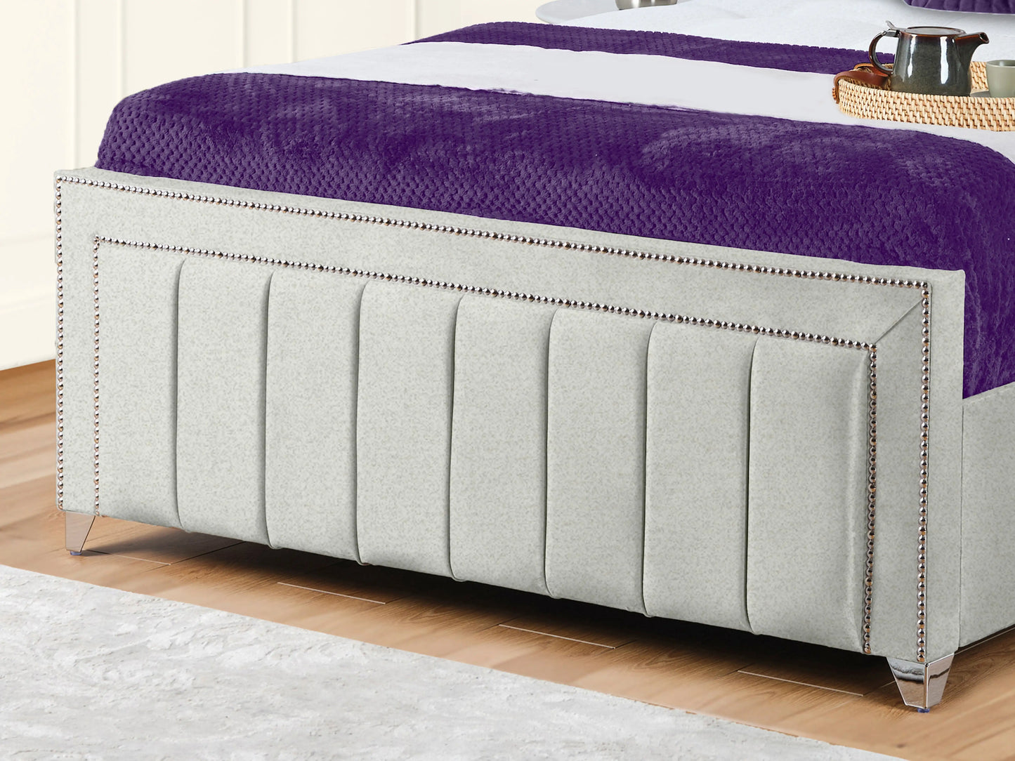 Serena Upholstered bed