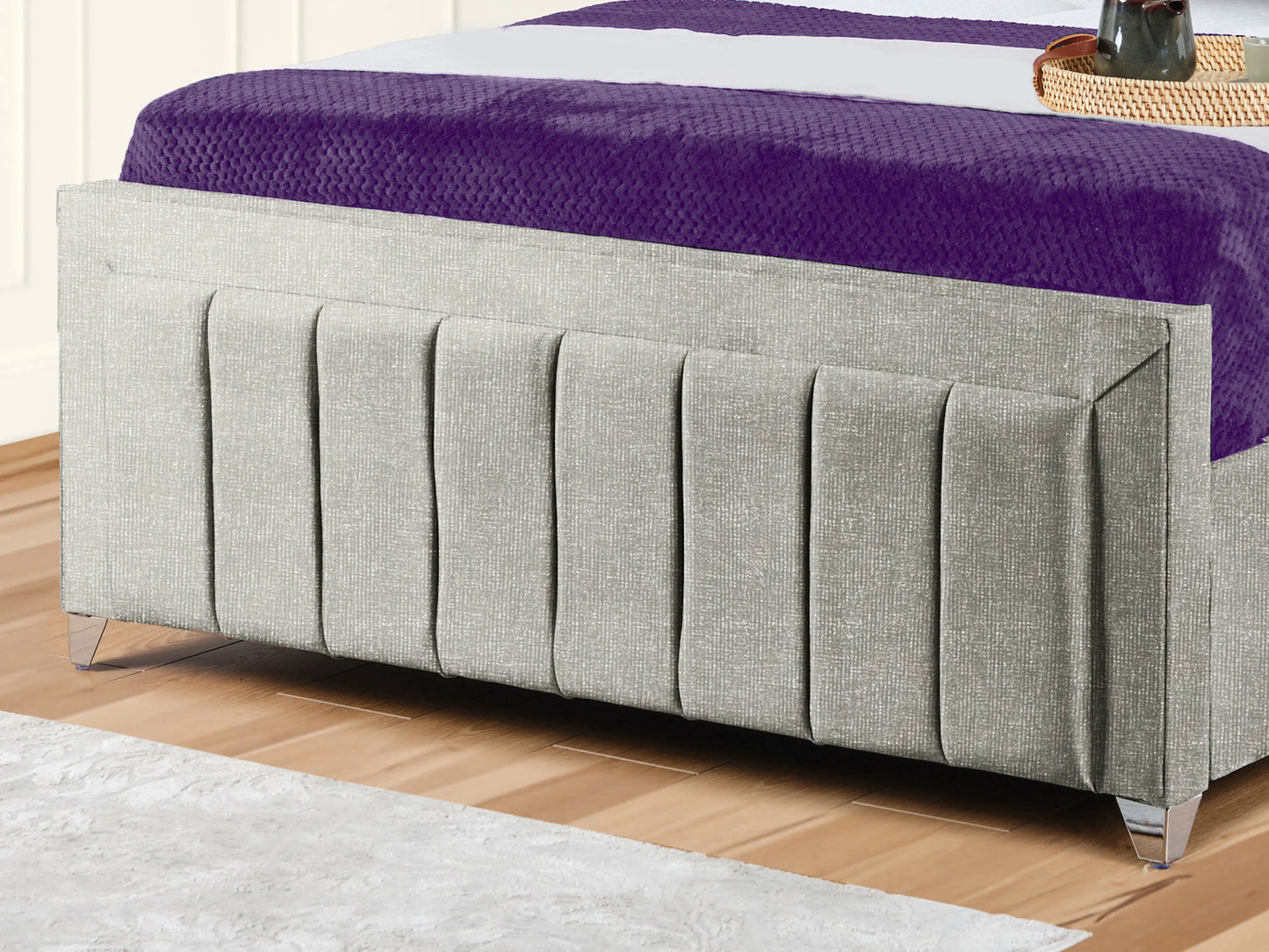 Sierra upholstered Bed