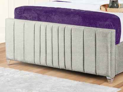 Valencia Lined Wings Upholstered Bed