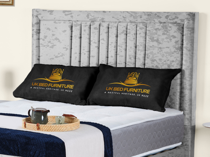 Cannas upholstered bed