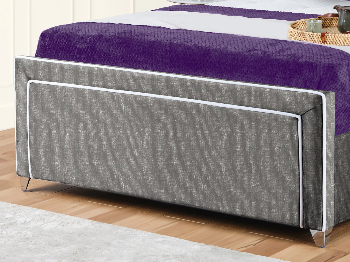 Ariana Upholstered Bed