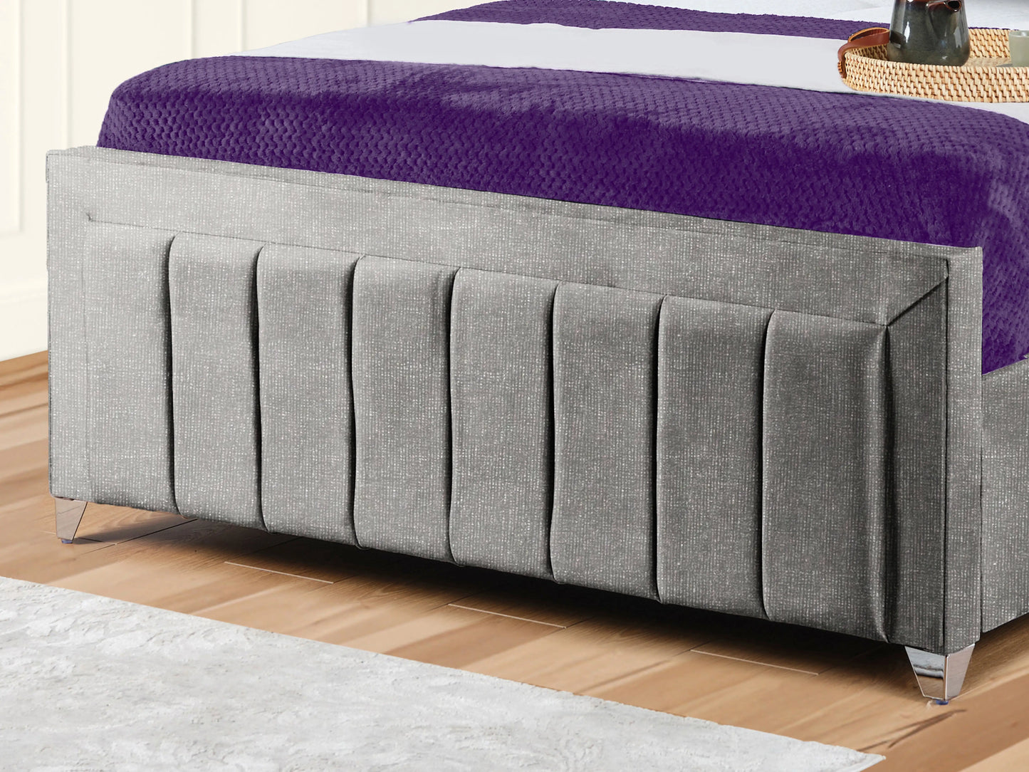 Sierra upholstered Bed