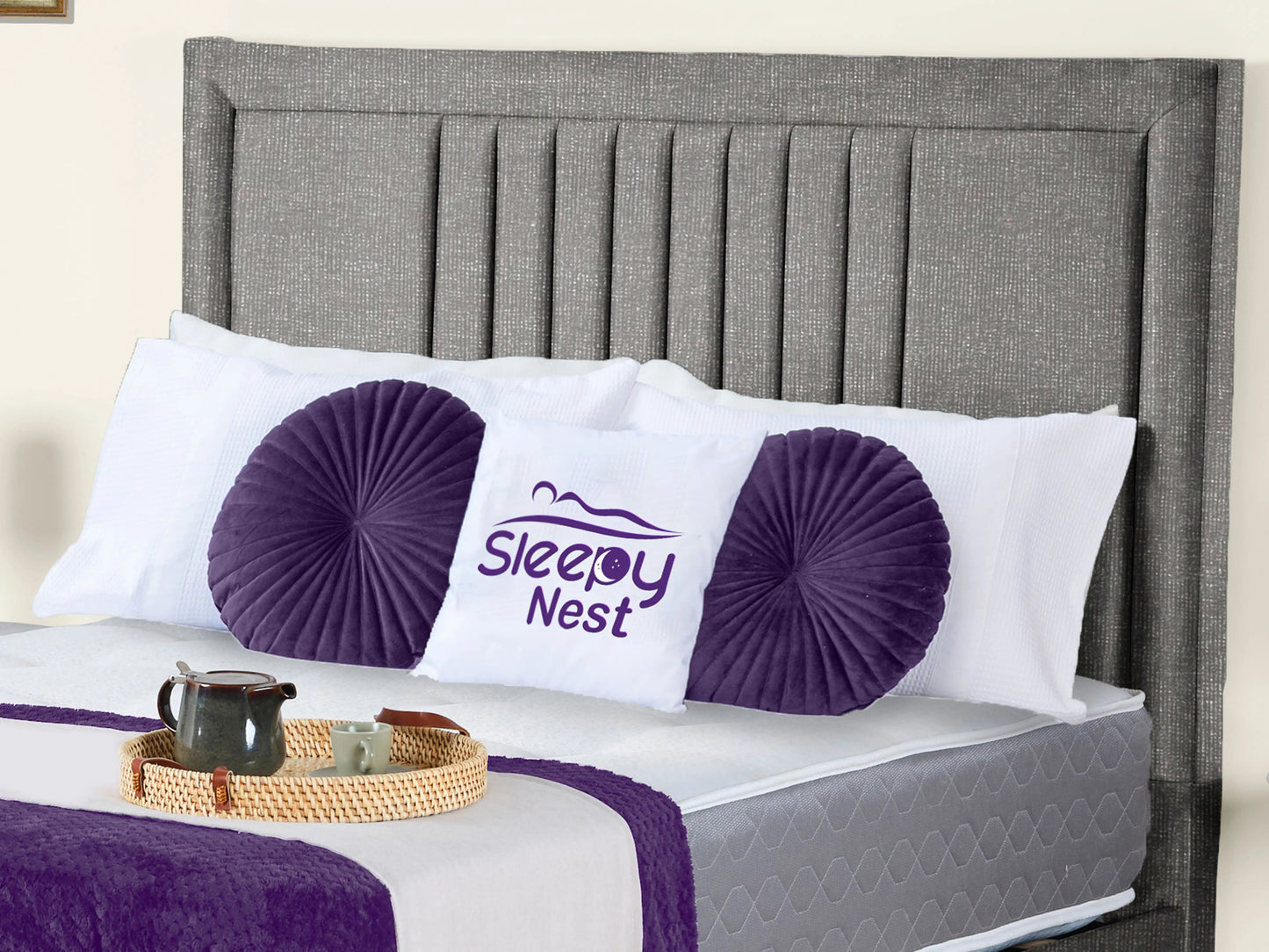 Cannas upholstered bed