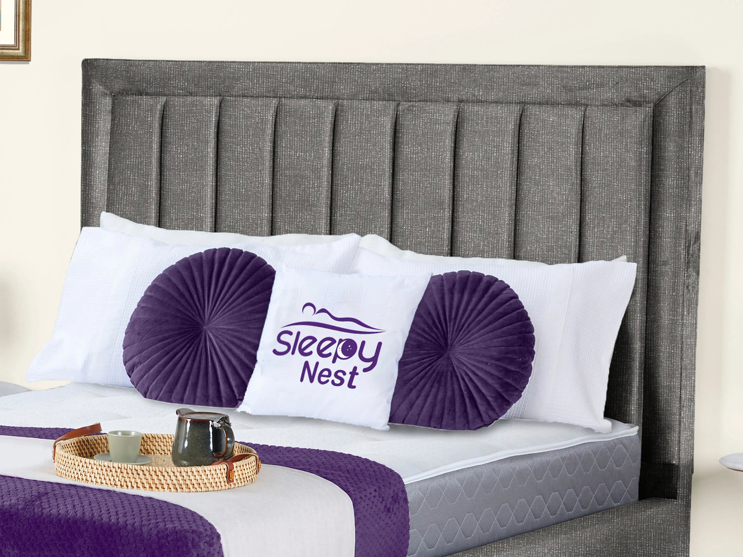 Grand panel Upholstered bed