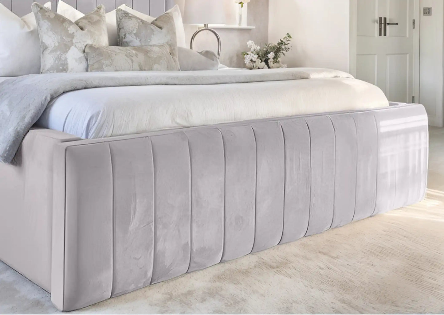 Geneva lined Upholstered Bed