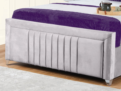 Cannas upholstered bed