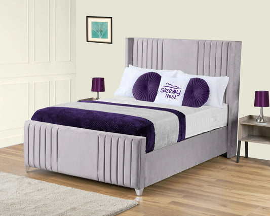 Elise lined winged Upholstered Bed