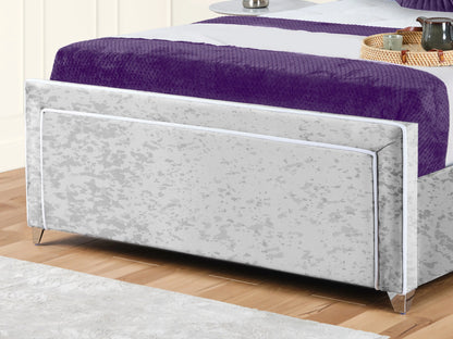 Ariana Upholstered Bed