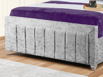 Sierra upholstered Bed