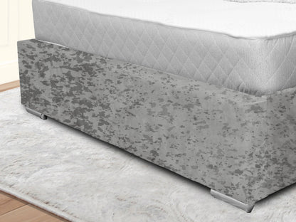Winchester Upholstered Bed