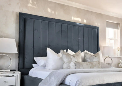 Geneva lined Upholstered Bed