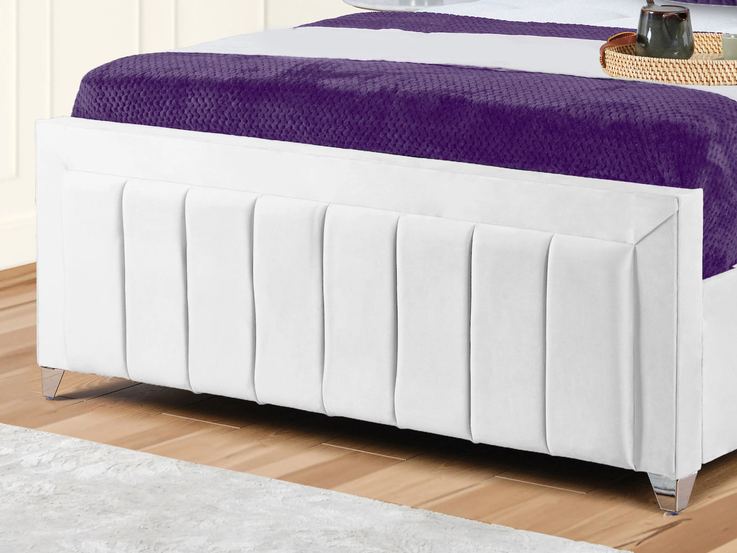 Sierra upholstered Bed