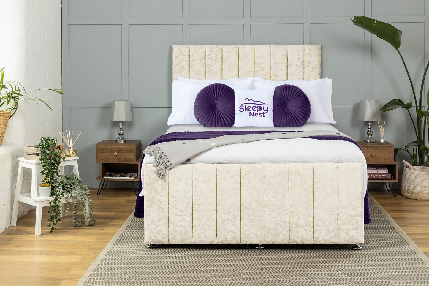 Venetian Ottoman Bed