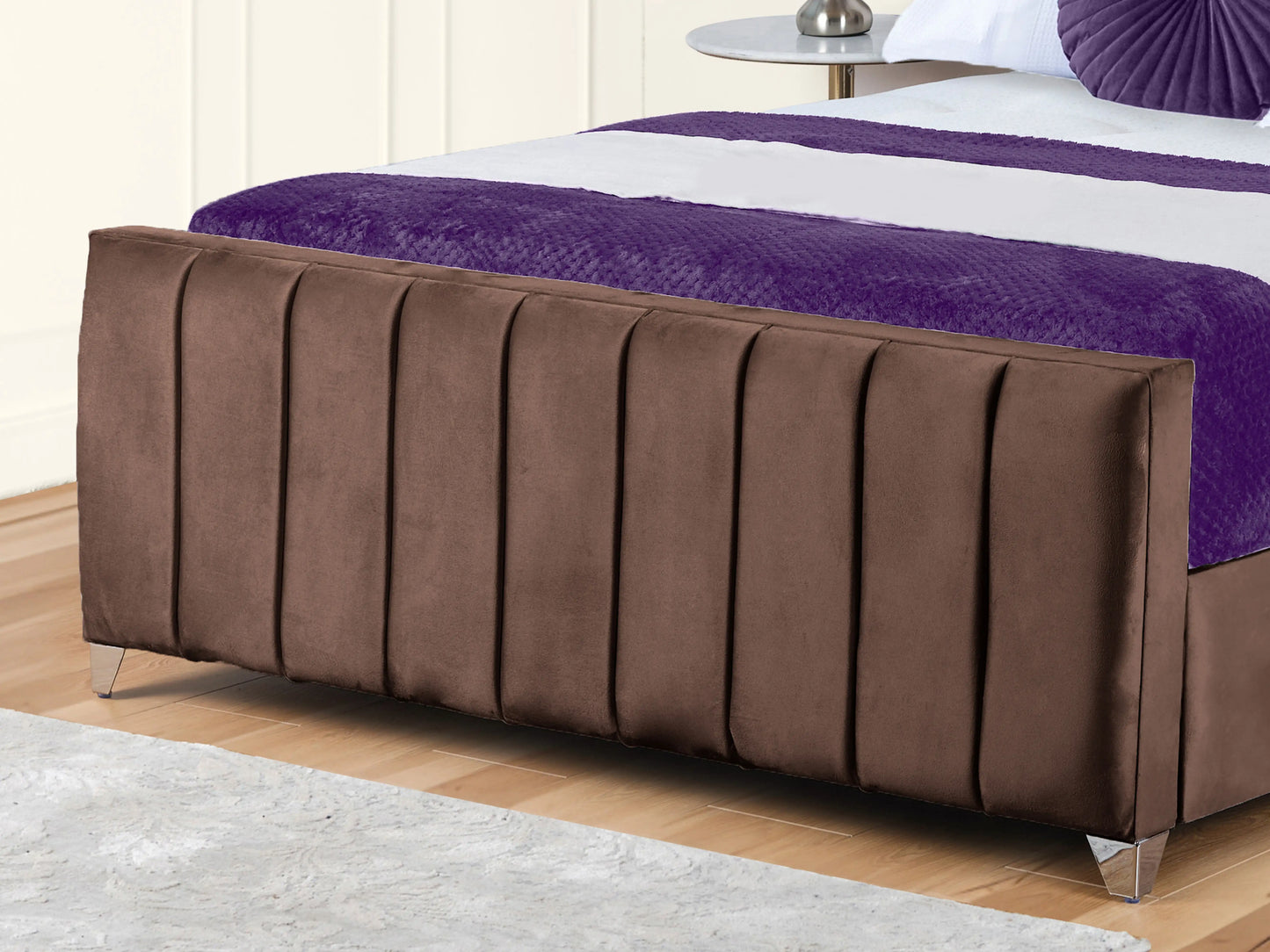 Lisburn Upholstered bed