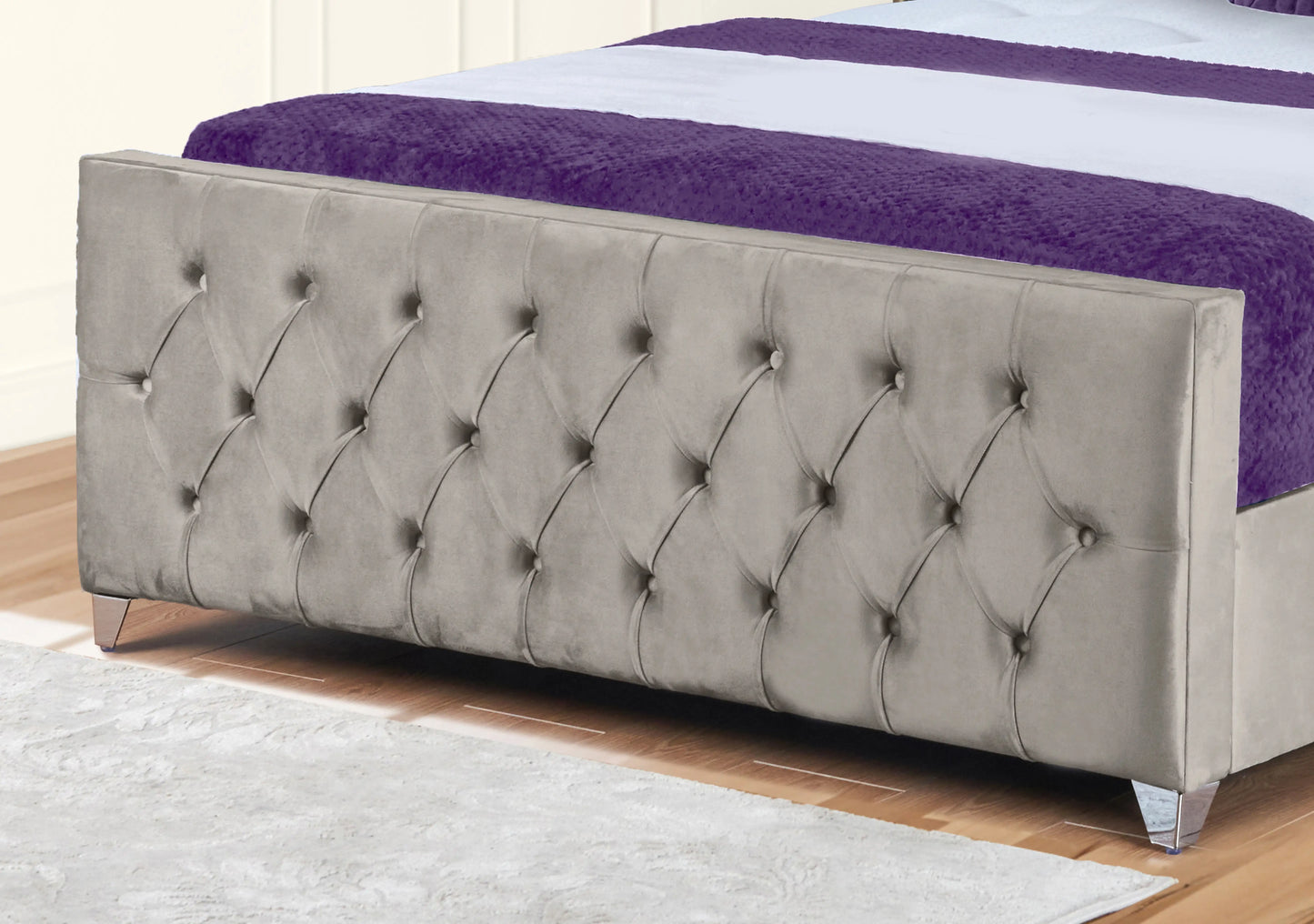 Florida Upholstered bed