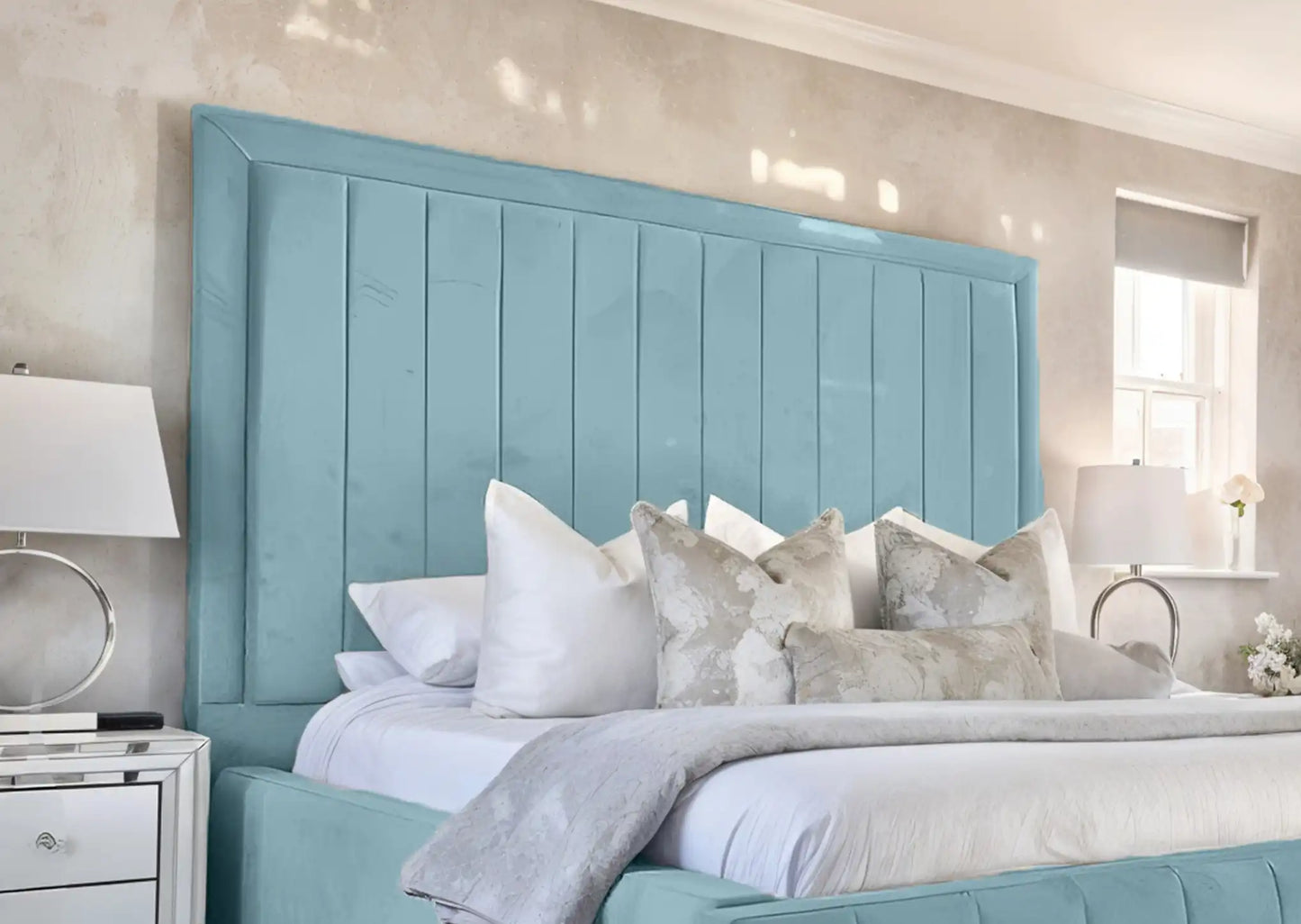 Geneva lined Upholstered Bed