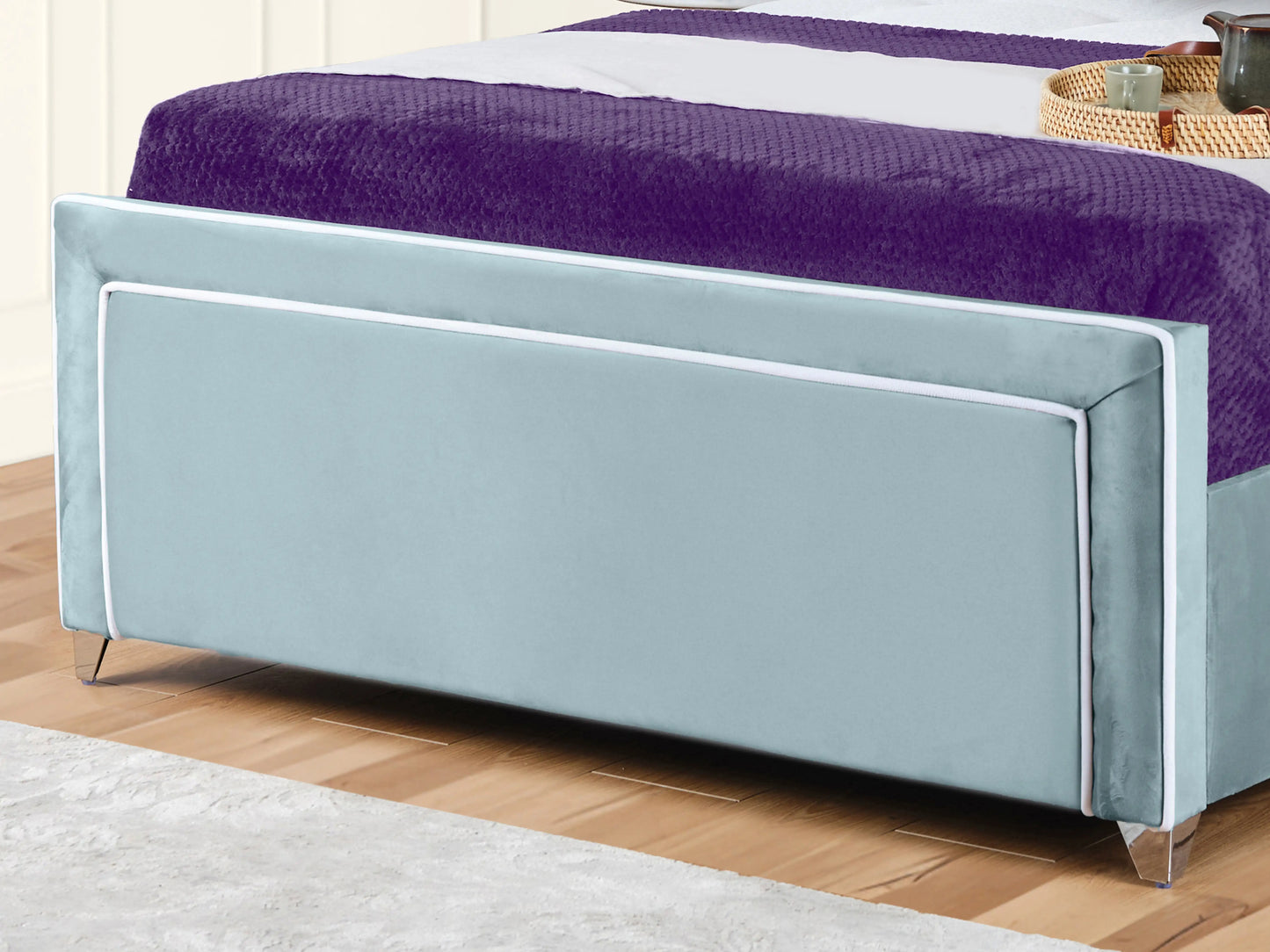 Ariana Upholstered Bed