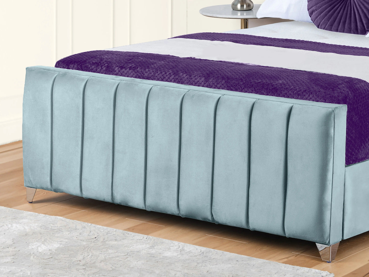 Lisburn Upholstered bed