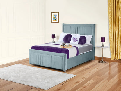 Cannas upholstered bed