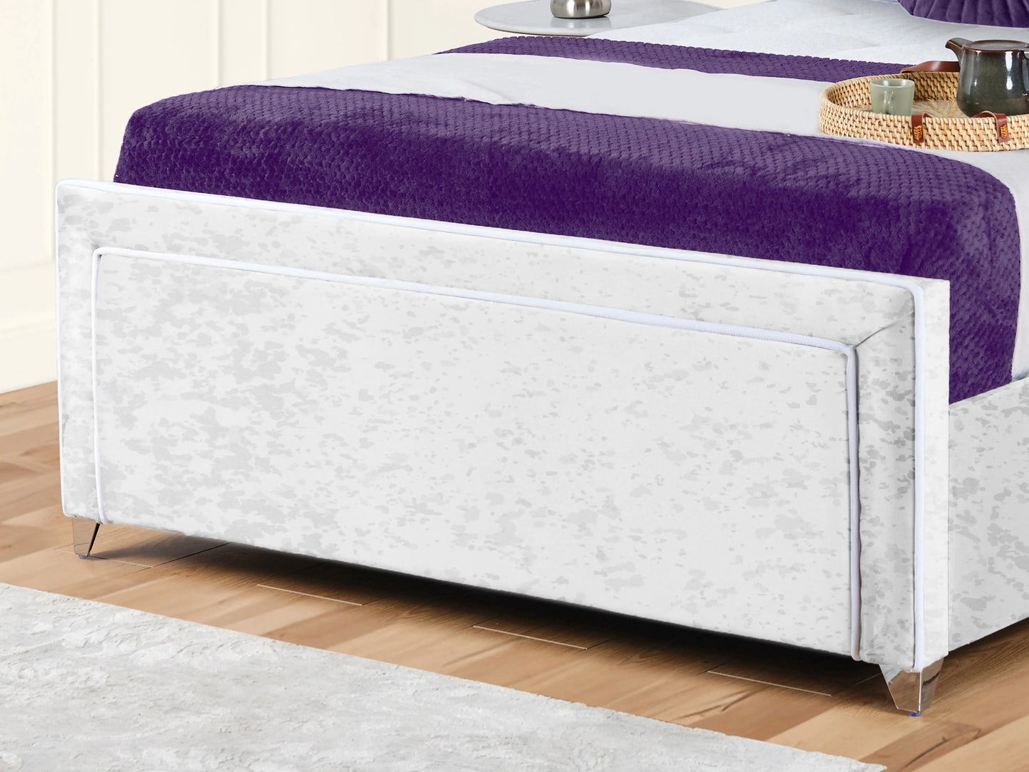 Ariana Upholstered Bed