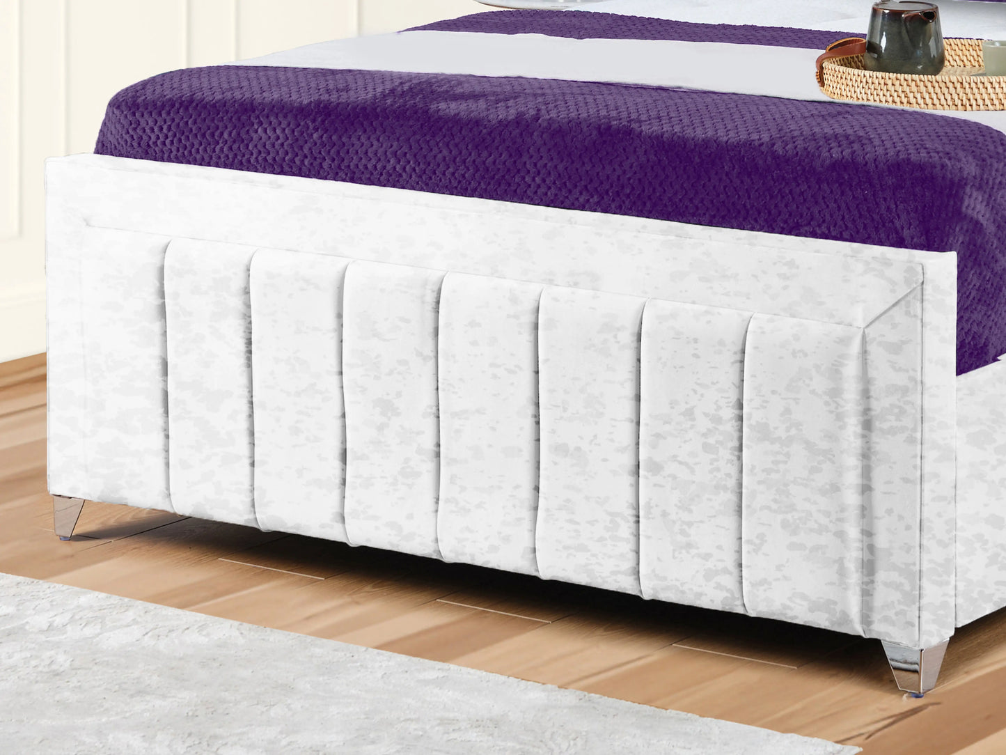 Sierra upholstered Bed