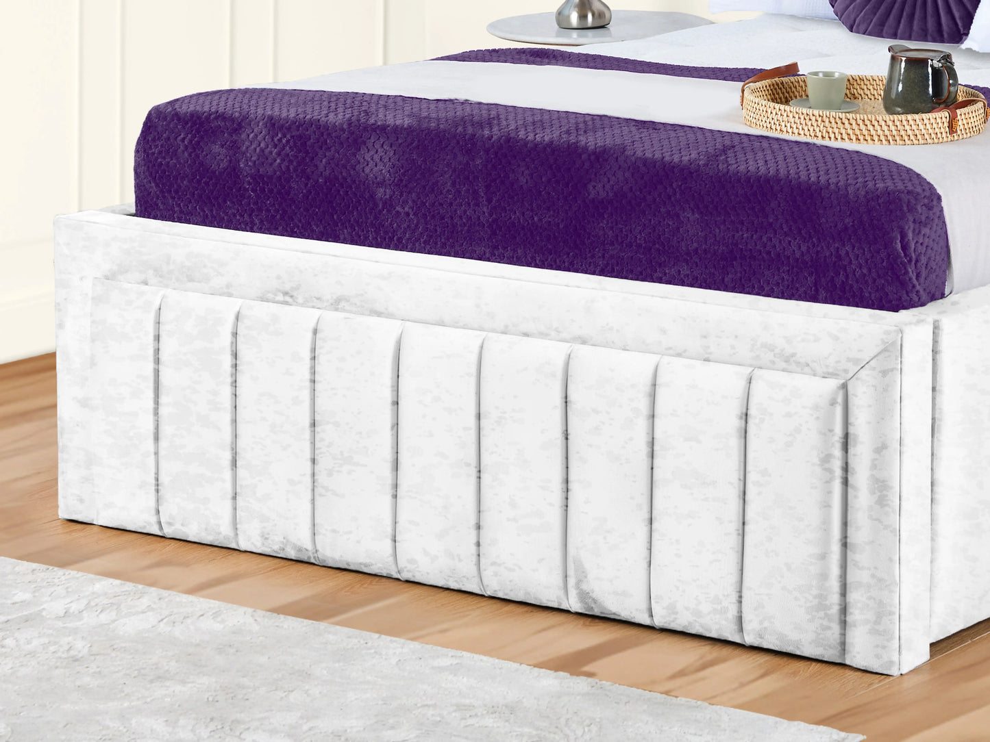 Grand panel Upholstered bed